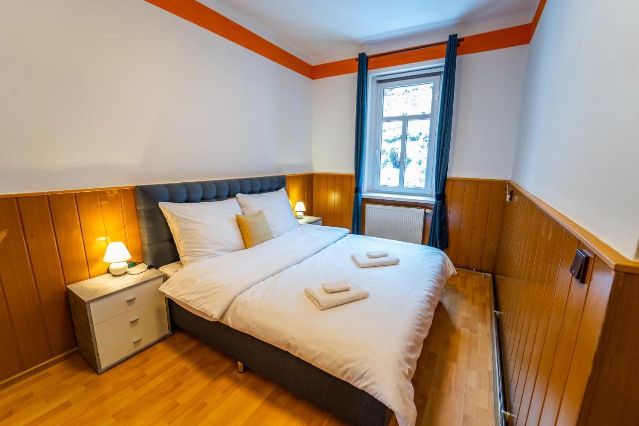 Tuan Long Apartments Jáchymov Eksteriør bilde