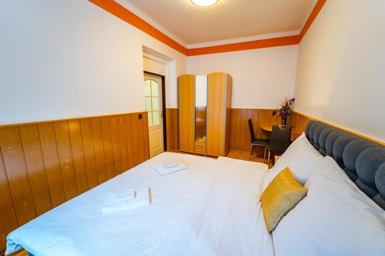 Tuan Long Apartments Jáchymov Eksteriør bilde